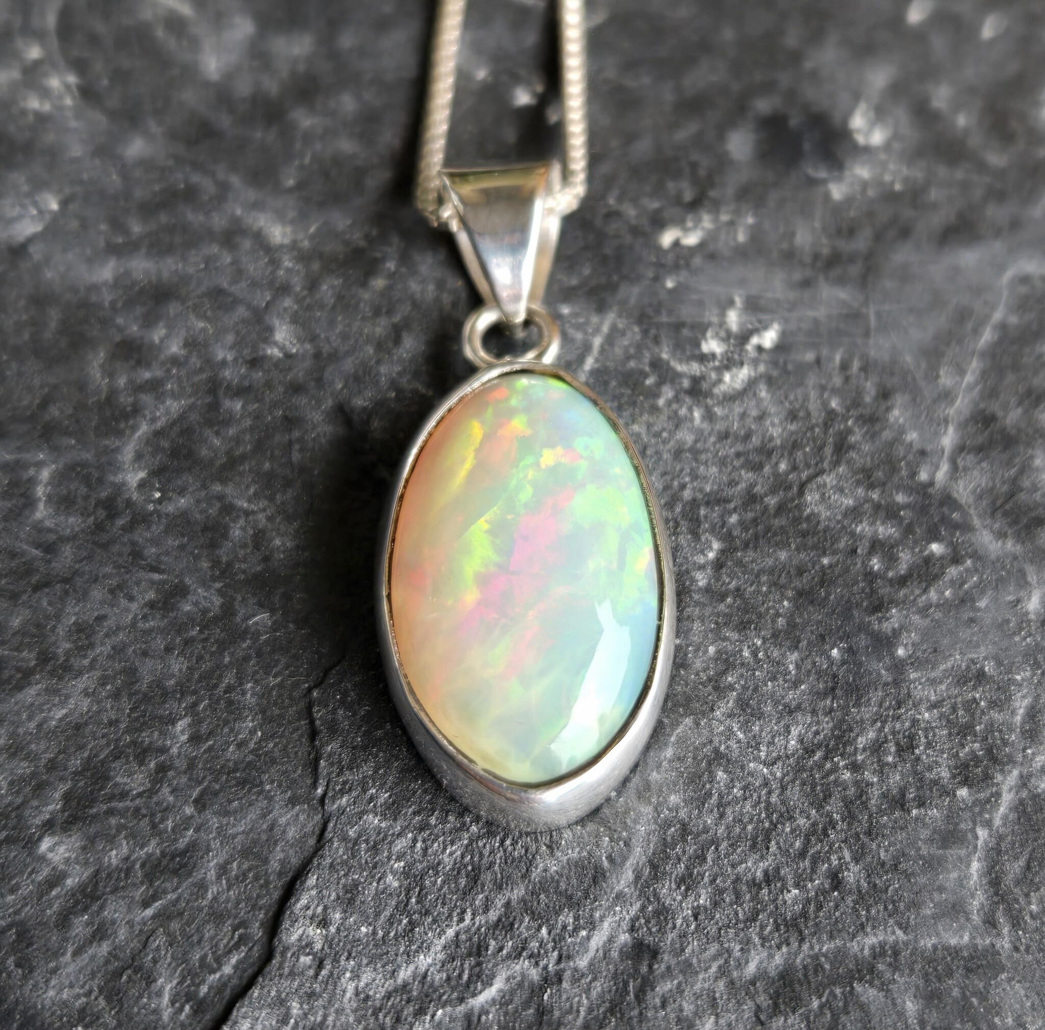 WLM 024 SS Ethiopian Fire Opal 13x19mm Oval Cabochon Bezel Set Pendant With Box Chain Necklace, 18"