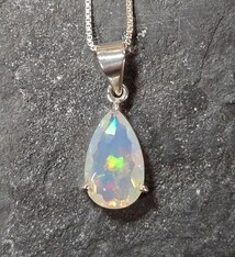 SS Ethiopian Opal Faceted Teardrop 16x9mm Pendant with 18" Chain