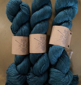 The Farmer's Daughter Fibers Foxy Lady-York