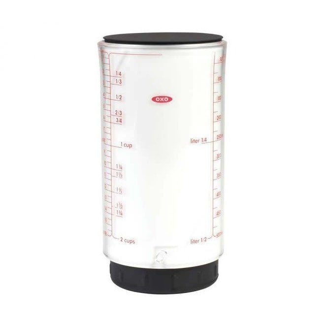 https://cdn.shoplightspeed.com/shops/612885/files/11531700/660x660x1/oxo-adjustable-measuring-cup-2-cups.jpg