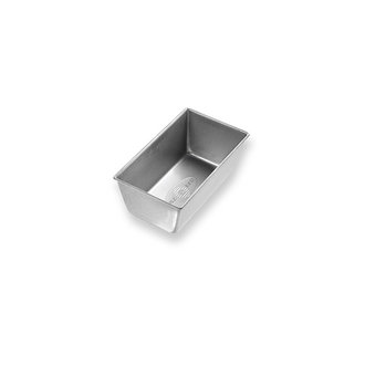USA Pans Mini Loaf Pan 4 Pc. 5 5/8 x 3 1/8 x 2 1/4 USA Pans Mini Loaf Pan 4 Pc. 5 5/8 x 3 1/8 x 2 1/4