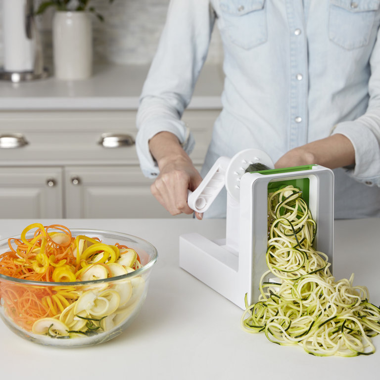 https://cdn.shoplightspeed.com/shops/612885/files/17193528/768x768x1/oxo-tabletop-spiralizer.jpg