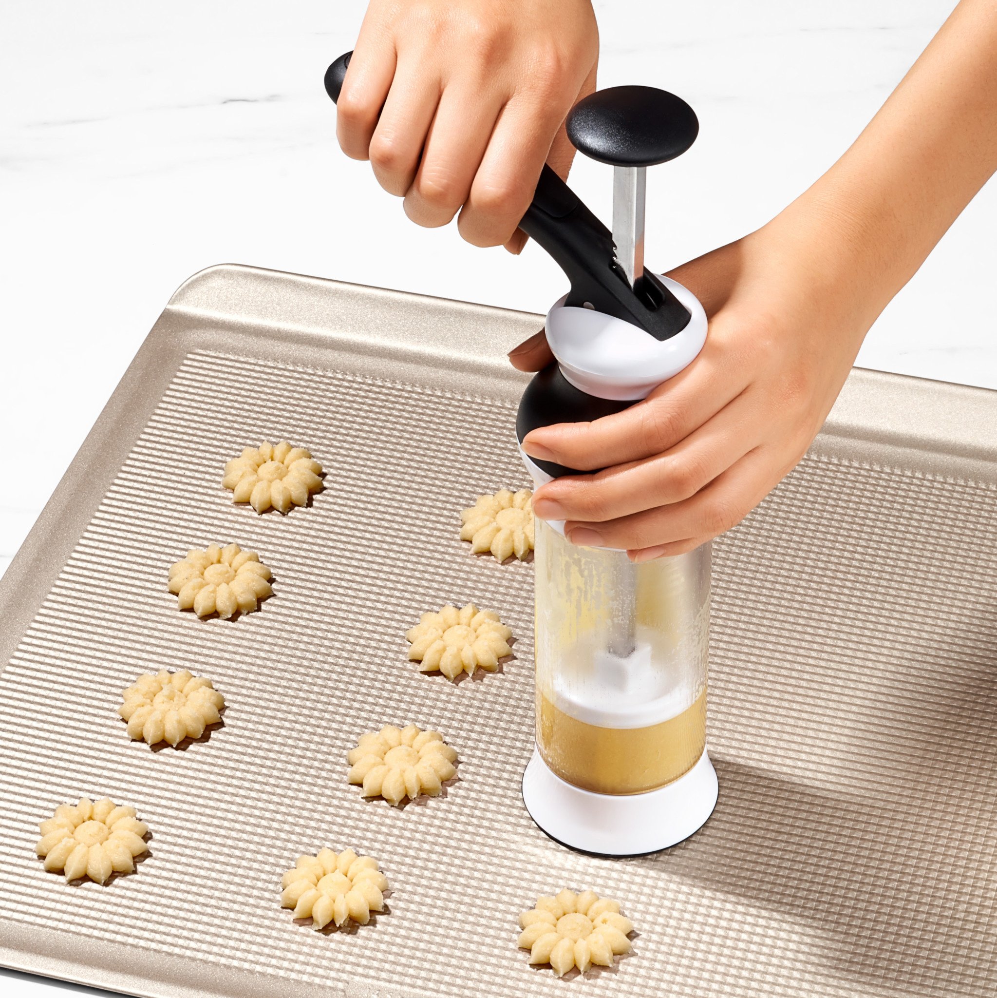 Cookie Press with Storage Case - Creative Kitchen Fargo