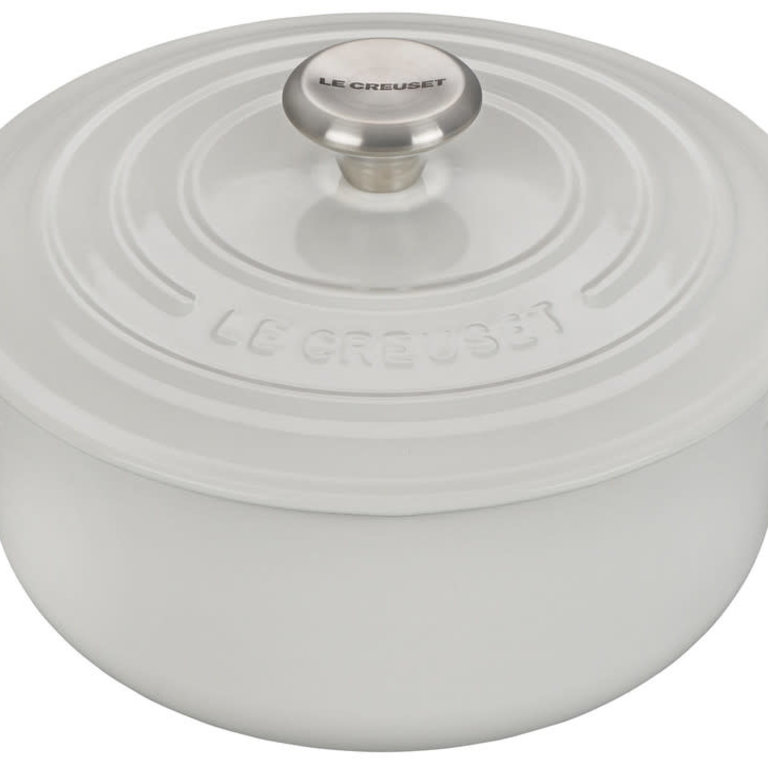 Le Creuset Signature Cast Iron 2.75-Quart White Oval Dutch Oven