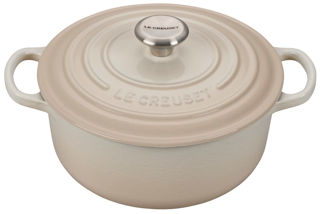 Le Creuset Signature Cast Iron 2.75-Quart White Oval Dutch Oven