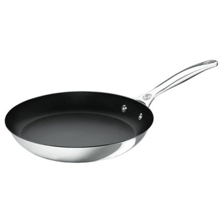 S/S 2 qt Saucier Pan w/lid - Creative Kitchen Fargo