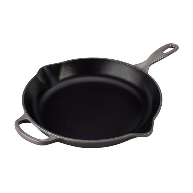 Le Creuset Signature Iron Handle Skillet 11.75 in