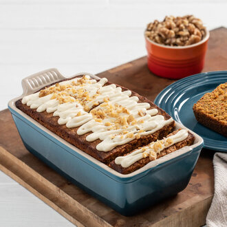 Le Creuset Heritage Loaf Pan 9X5X3 in Le Creuset Heritage Loaf Pan 9X5X3 in
