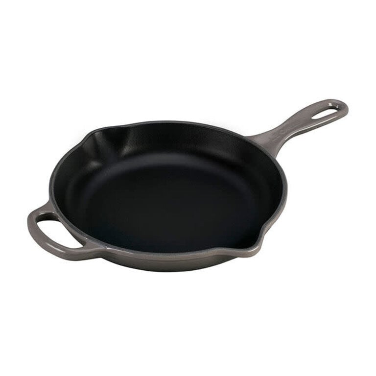 Le Creuset Signature Skillet 9 in