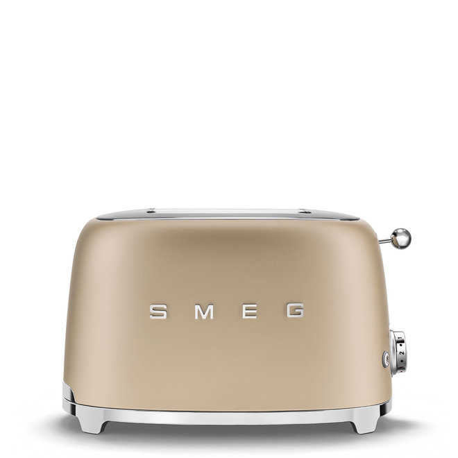 Smeg Basic Electric Metallic Tea Kettle  Smeg, Rose gold kitchen, Electric  kettle