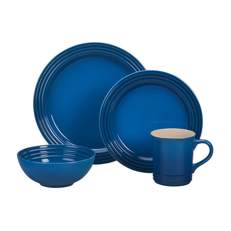 Le Creuset 16 Piece Dinnerware Set