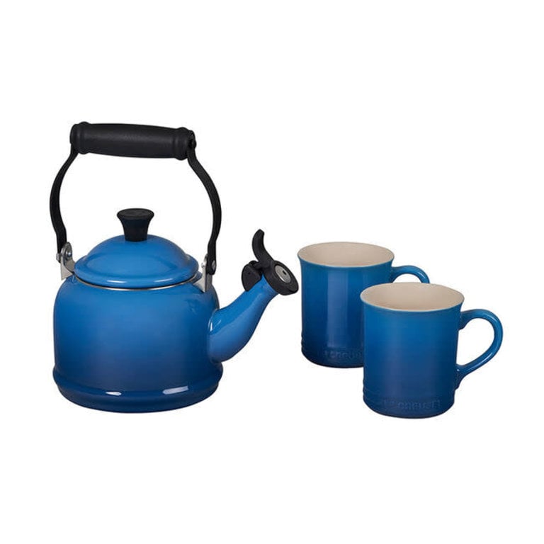 Le Creuset Demi Kettle and 2 Mug Set