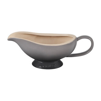 Le Creuset Heritage Gravy Boat 16oz Le Creuset Heritage Gravy Boat 16oz