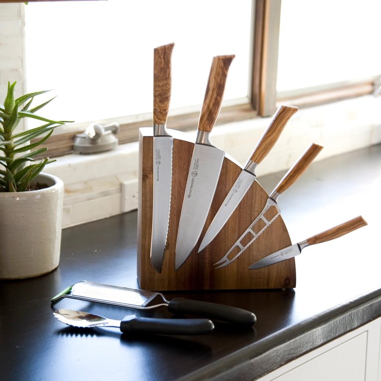 Messermeister Curved Magnetic Knife Block Acacia