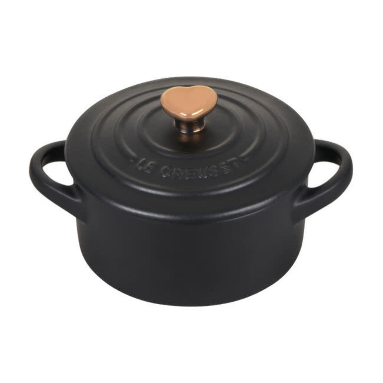 Round Dutch Oven with Gold Knob