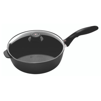 Swiss Diamond XD Saute Pan w/lid 9.5 in 3.2 qt Swiss Diamond XD Saute Pan w/lid 9.5 in 3.2 qt