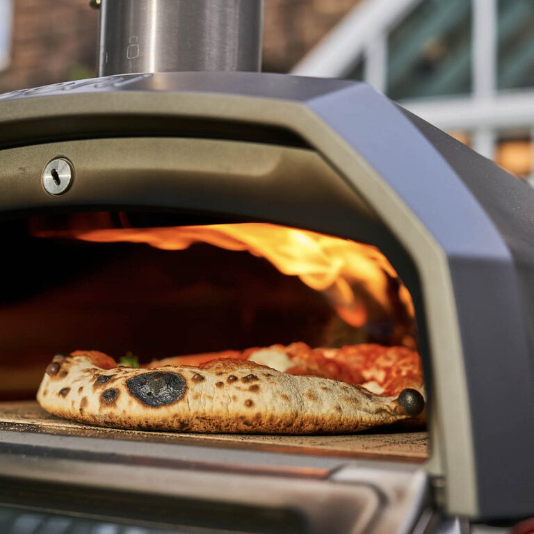 Ooni Ooni Karu 12g Multifuel Pizza Oven IA