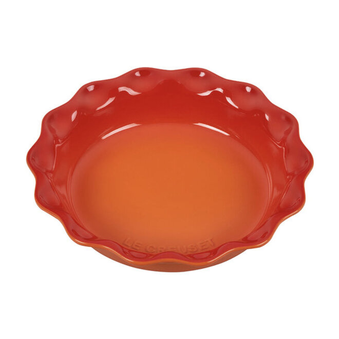 https://cdn.shoplightspeed.com/shops/612885/files/58437317/660x660x1/le-creuset-heritage-pie-dish-9-inch-0.jpg