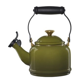 Le Creuset Demi Kettle 1.25 qt Olive Le Creuset Demi Kettle 1.25 qt Olive
