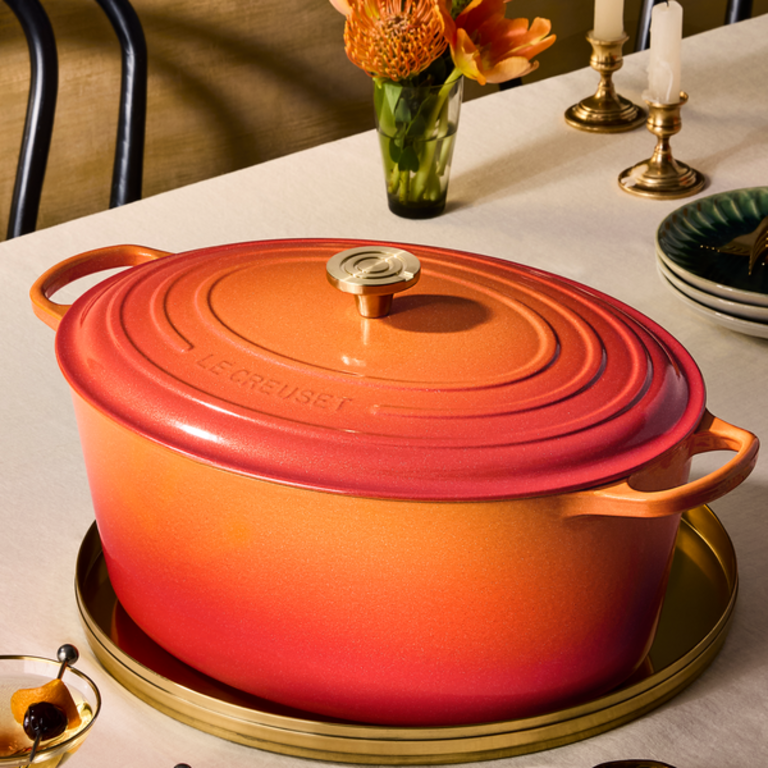Le Creuset Signature Oval Oven 15.5 Qt Flamme Doree
