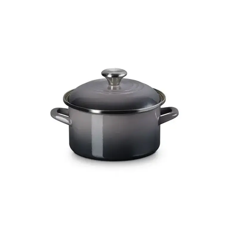 Le Creuset Petite Stockpot 3.8 Qt