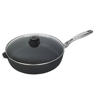 Swiss Diamond XD 5.5-Quart Nonstick Soup Pot with Lid