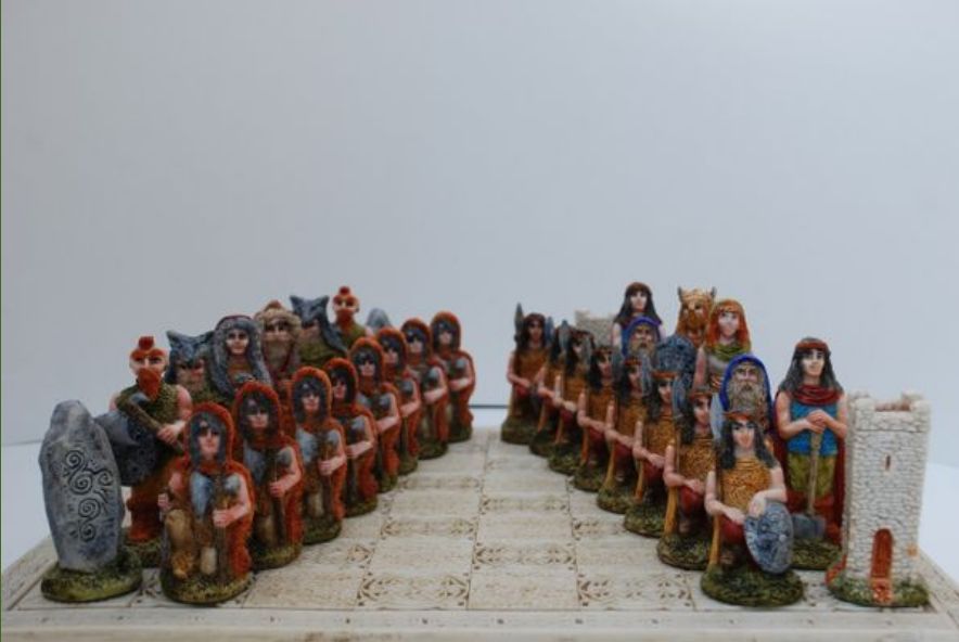 O'Gowna Celtic Legends Chess Set *Handpainted*