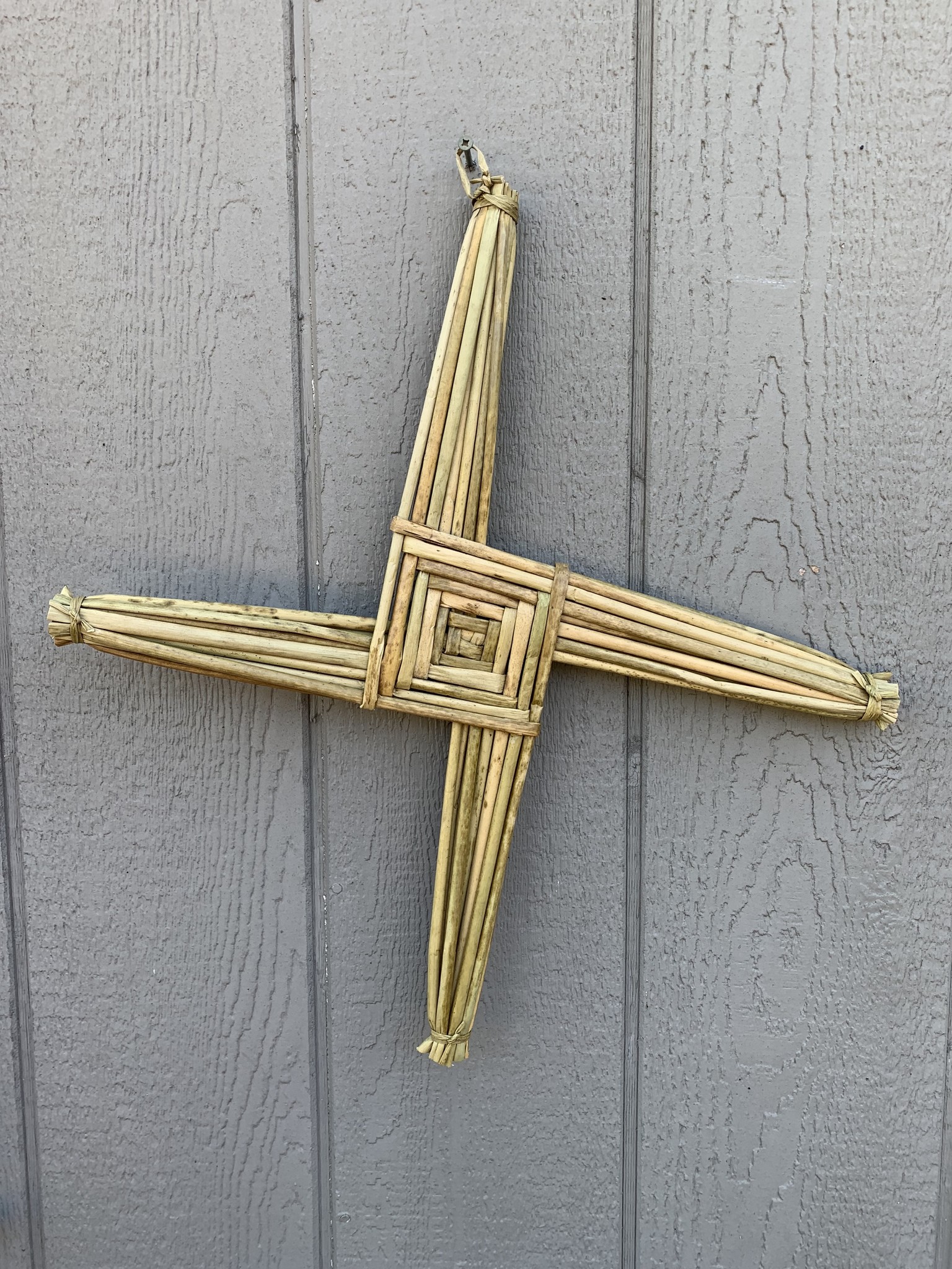 Naomh Padraig Handcrafts St Brigid Cross: Extra Large (20")