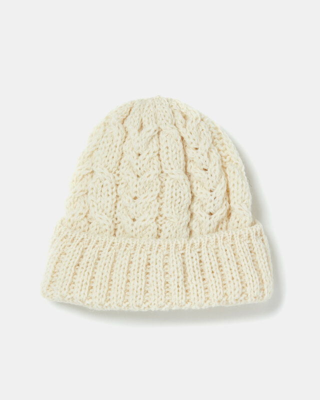 Aran Woollen Mills Aran Diamond Hat: