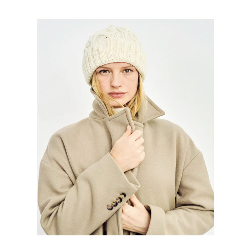 Aran Woollen Mills Aran Diamond Hat: