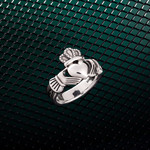 Solvar Mens Large Celtic Claddagh Ring