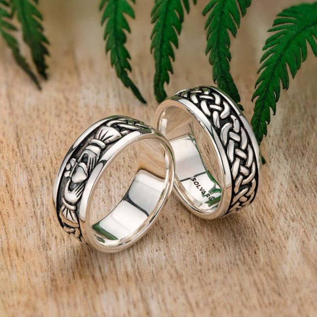 Solvar Oxidized Silver Claddagh Band - Wide