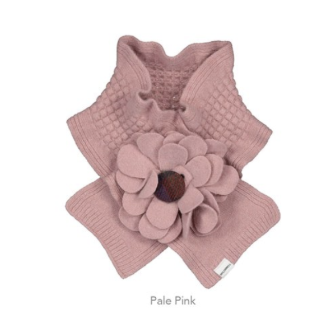 McConnell Woolen Mills Floral Collar in Dusky Pink