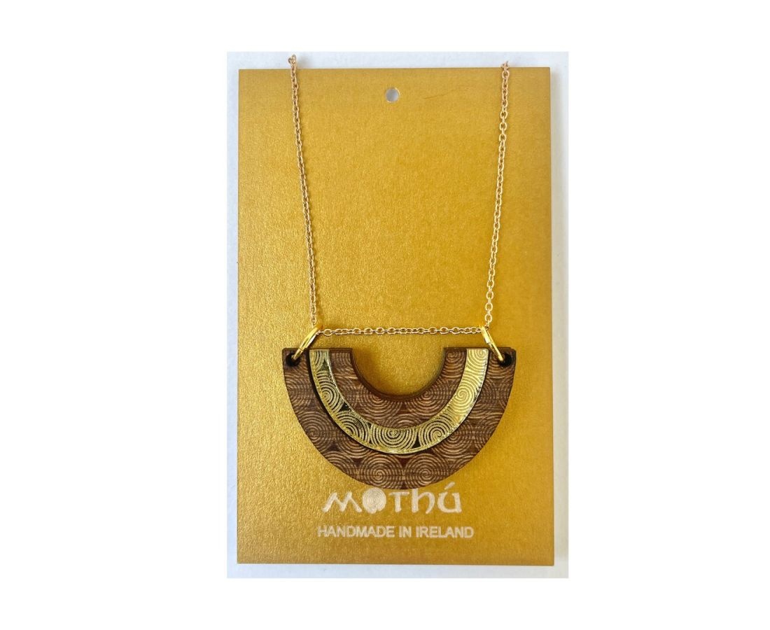 Mothú Jewellery Engraved Wooden & Gold Verm. Celtic Bib Necklace