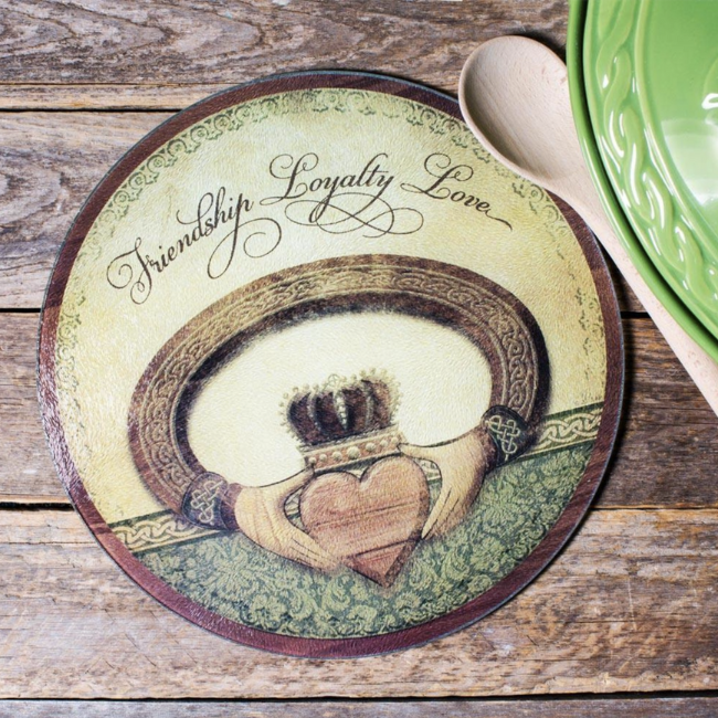 Cathedral Art Claddagh Round Cutting Board