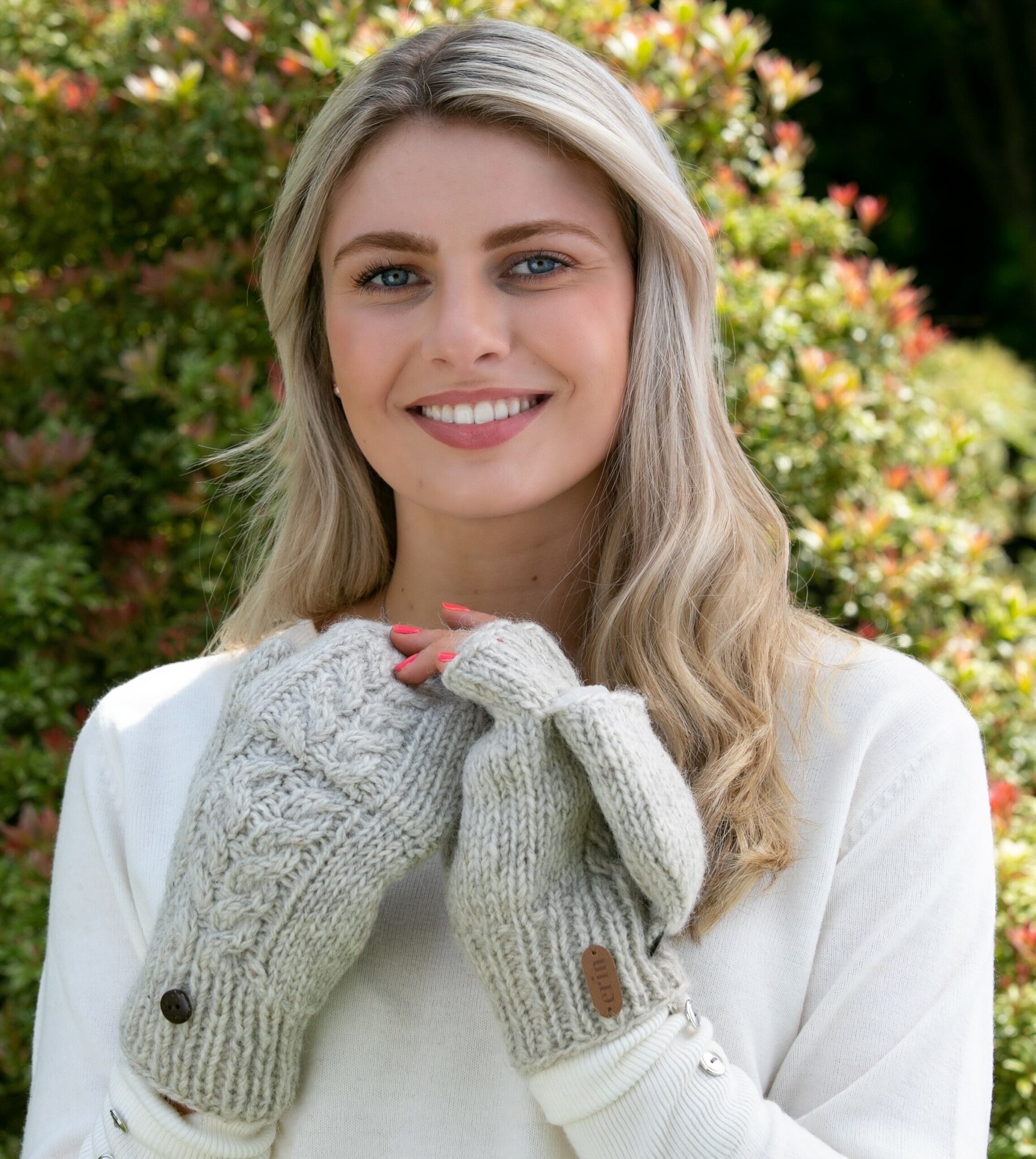 Erin Knitwear Fleece Lined Cable Hunter Gloves