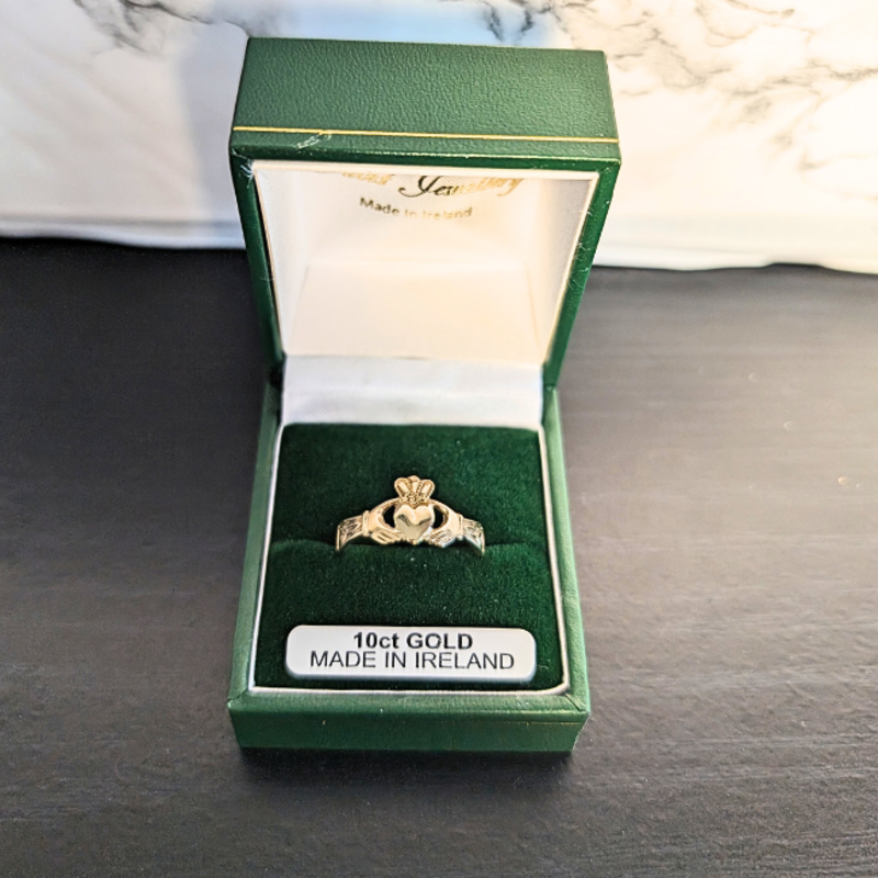 Facet 10k Gold Maids Claddagh Ring