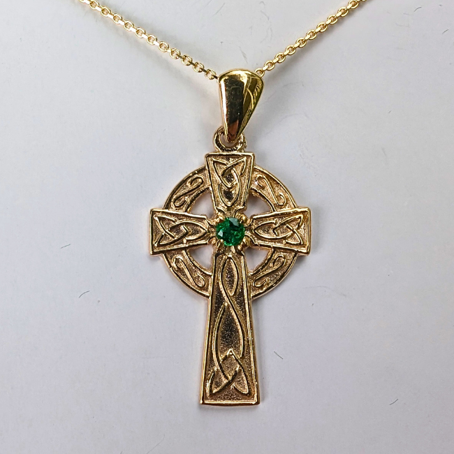 Facet 10k Gold Celtic Cross with Emerald