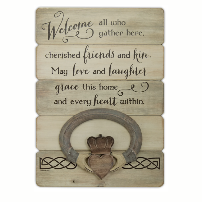 Cathedral Art Claddagh Welcome Wall Plaque