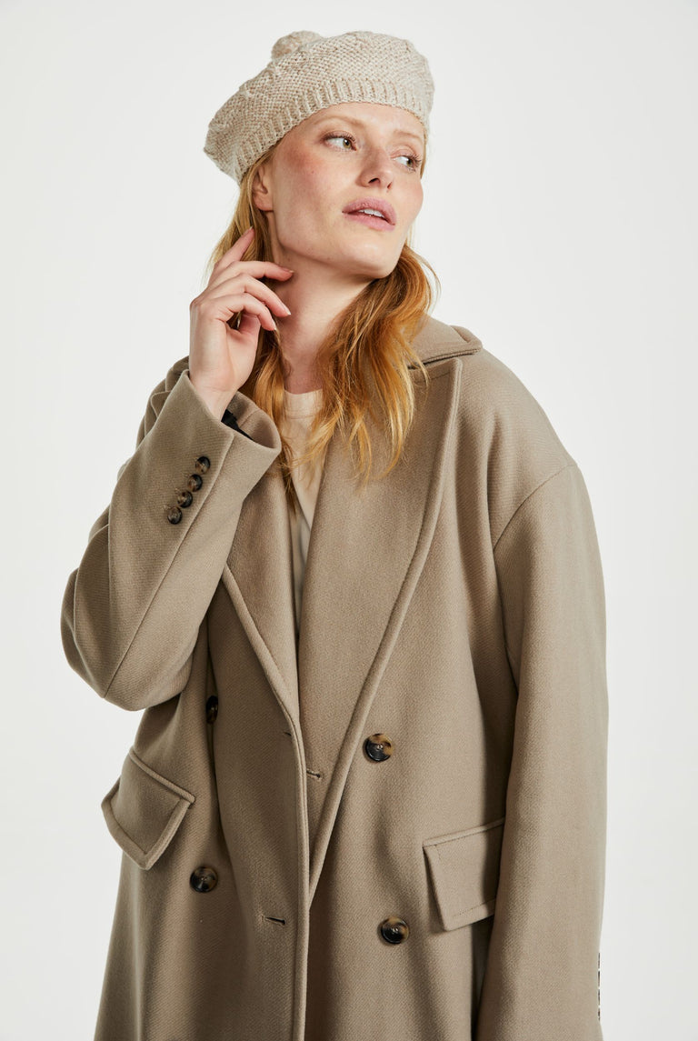 Aran Woollen Mills Oatmeal Ladies Wool Beret