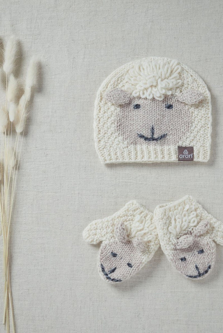 Aran Woollen Mills Baby Shepley Mittens: Natural