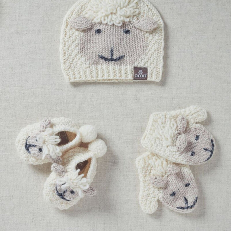 Aran Woollen Mills Baby Shepley Mittens: Natural