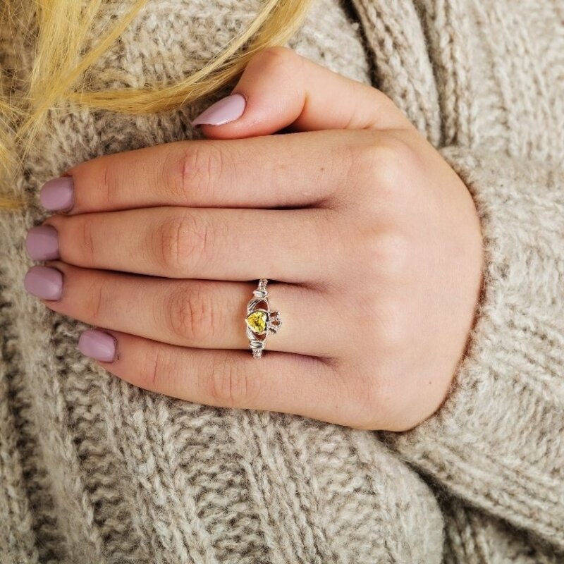 Shanore S/S August Birthstone Claddagh Ring