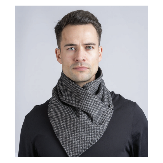 Celtic Tweeds Black Check Tweed Collar w/ Rev. Velvet