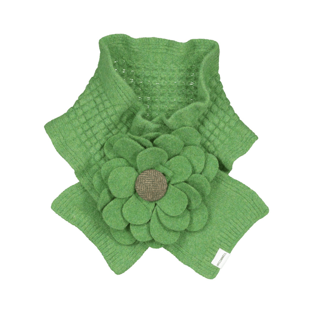 McConnell Woolen Mills Floral Collar in Lime