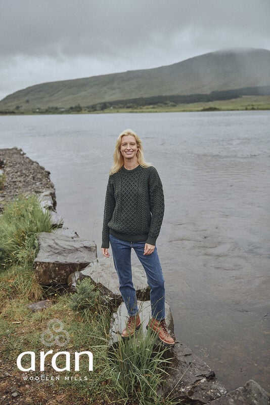 Aran Woollen Mills Classic Aran Wool Sweater - Dark Green