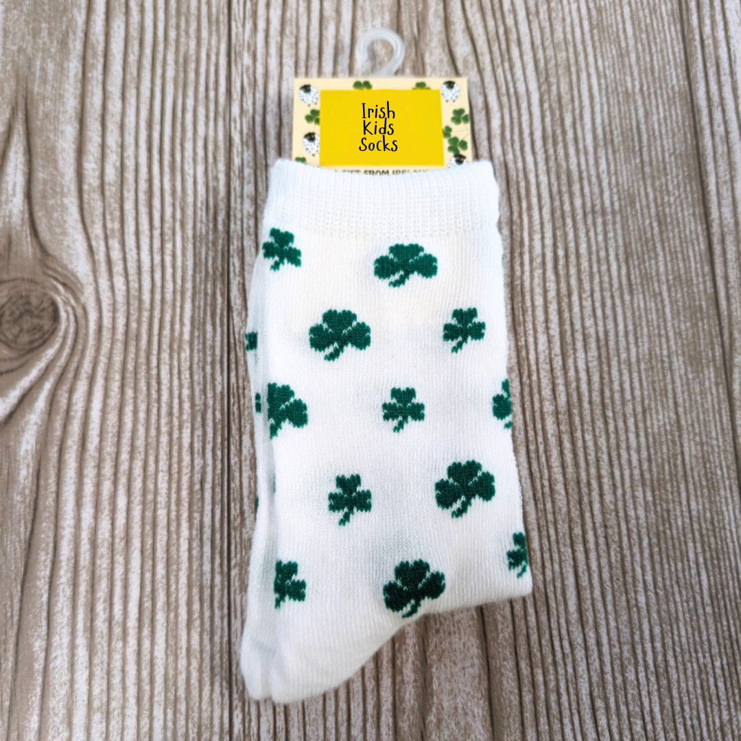 Liffey Artefacts Green Shamrocks on White Socks: Kids