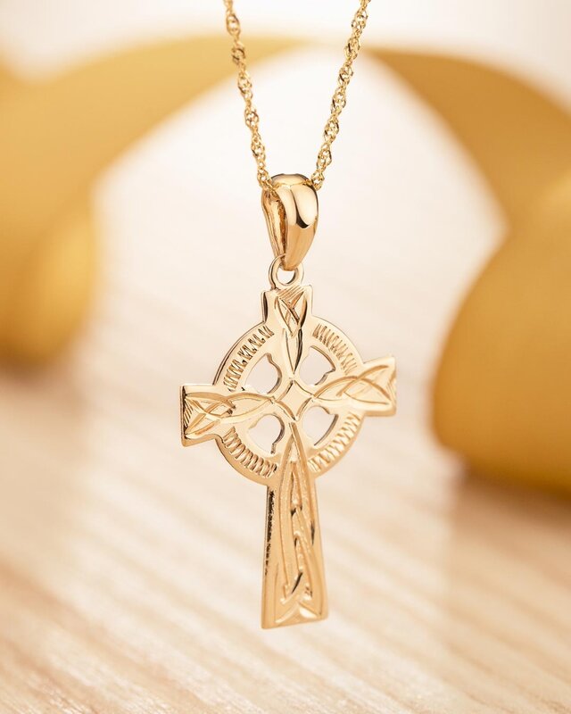 Solvar 14k Gold Celtic Cross by Solvar
