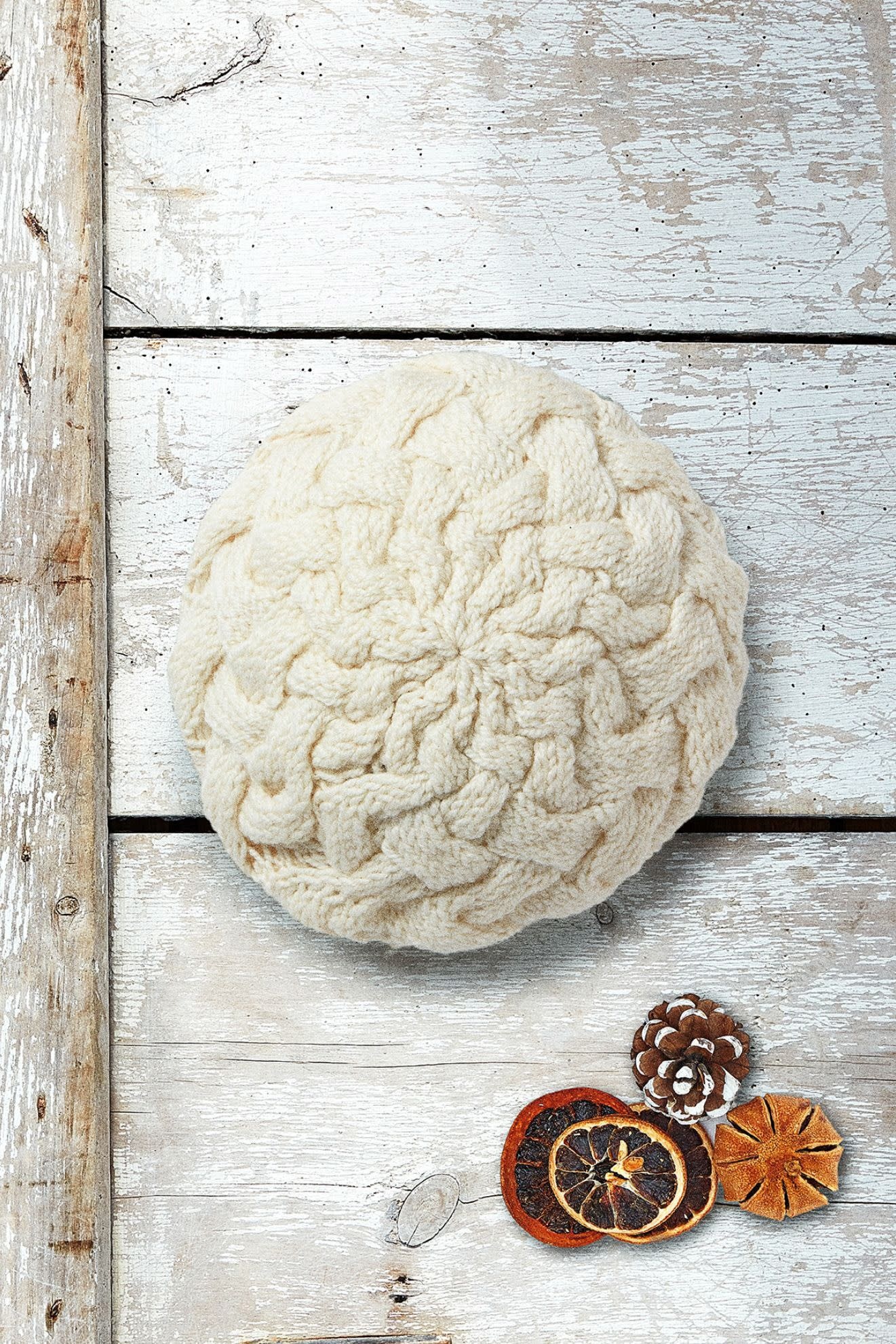 Aran Woollen Mills Intertwined Wool Beret - Winter White