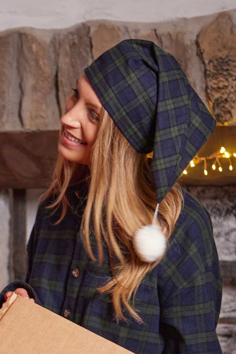 Lee Valley Ireland Green and Navy Tartan  Nightcap